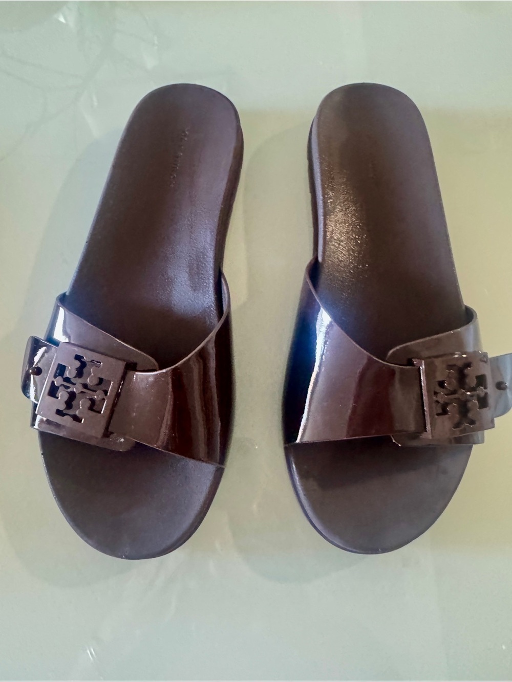 Tory Burch Dark Brown Logo Gloss Mellow Slide Sandals - Picture 13 of 17